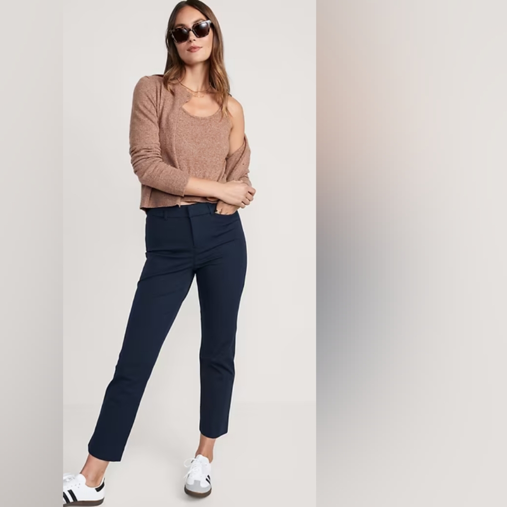 SALE NWT Old Navy High-Waisted Pixie Straight Pants